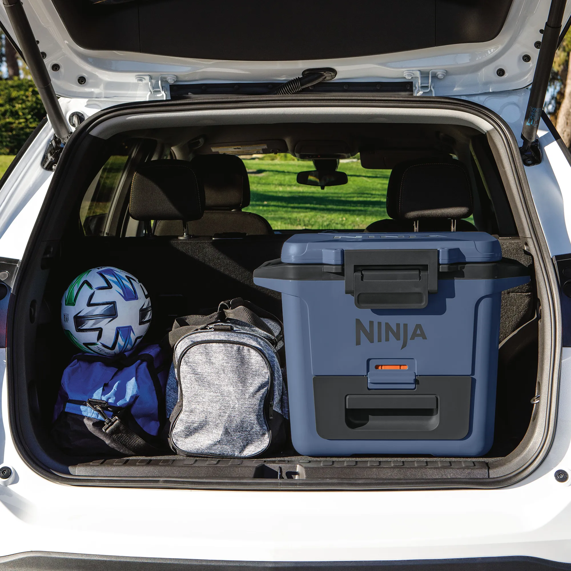 Ninja FrostVault 28L Hard Cooler with Dry Zone - Image 12