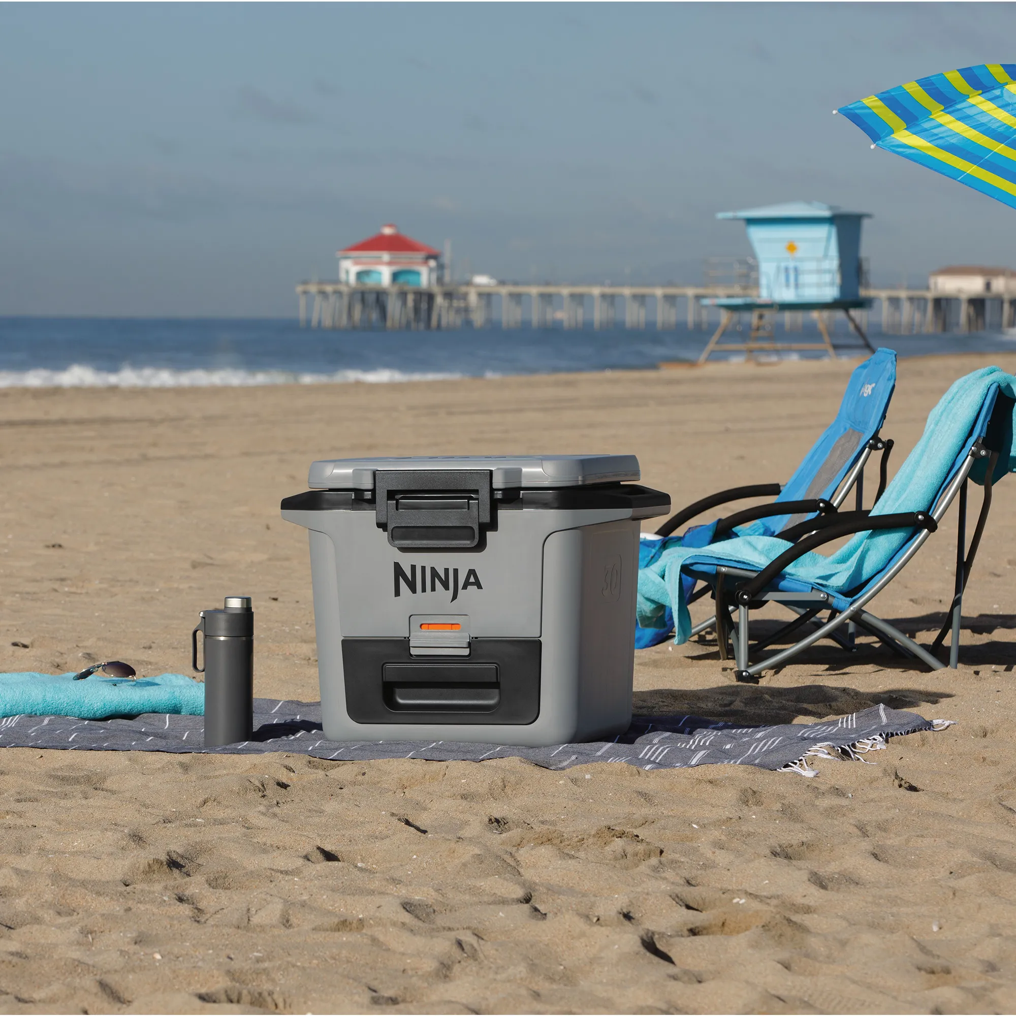 Ninja FrostVault 28L Hard Cooler with Dry Zone - Image 18