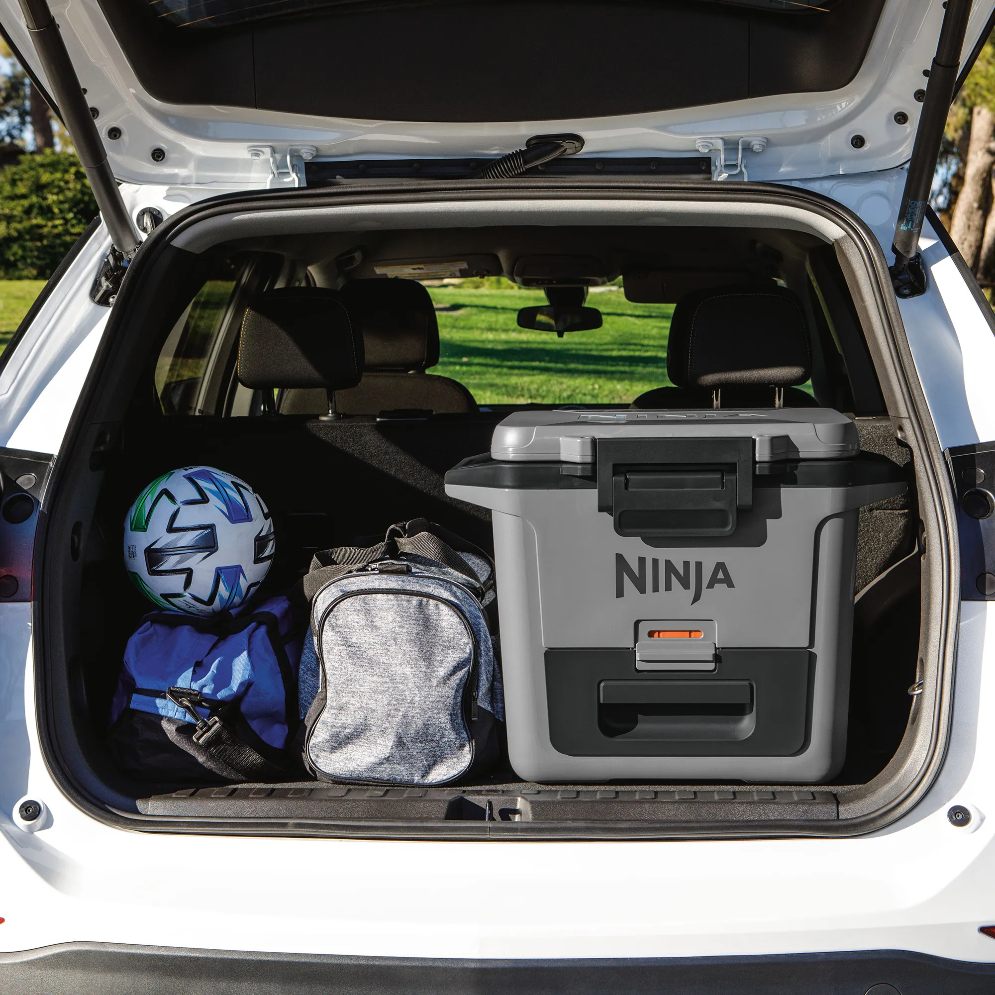 Ninja FrostVault 28L Hard Cooler with Dry Zone - Image 21