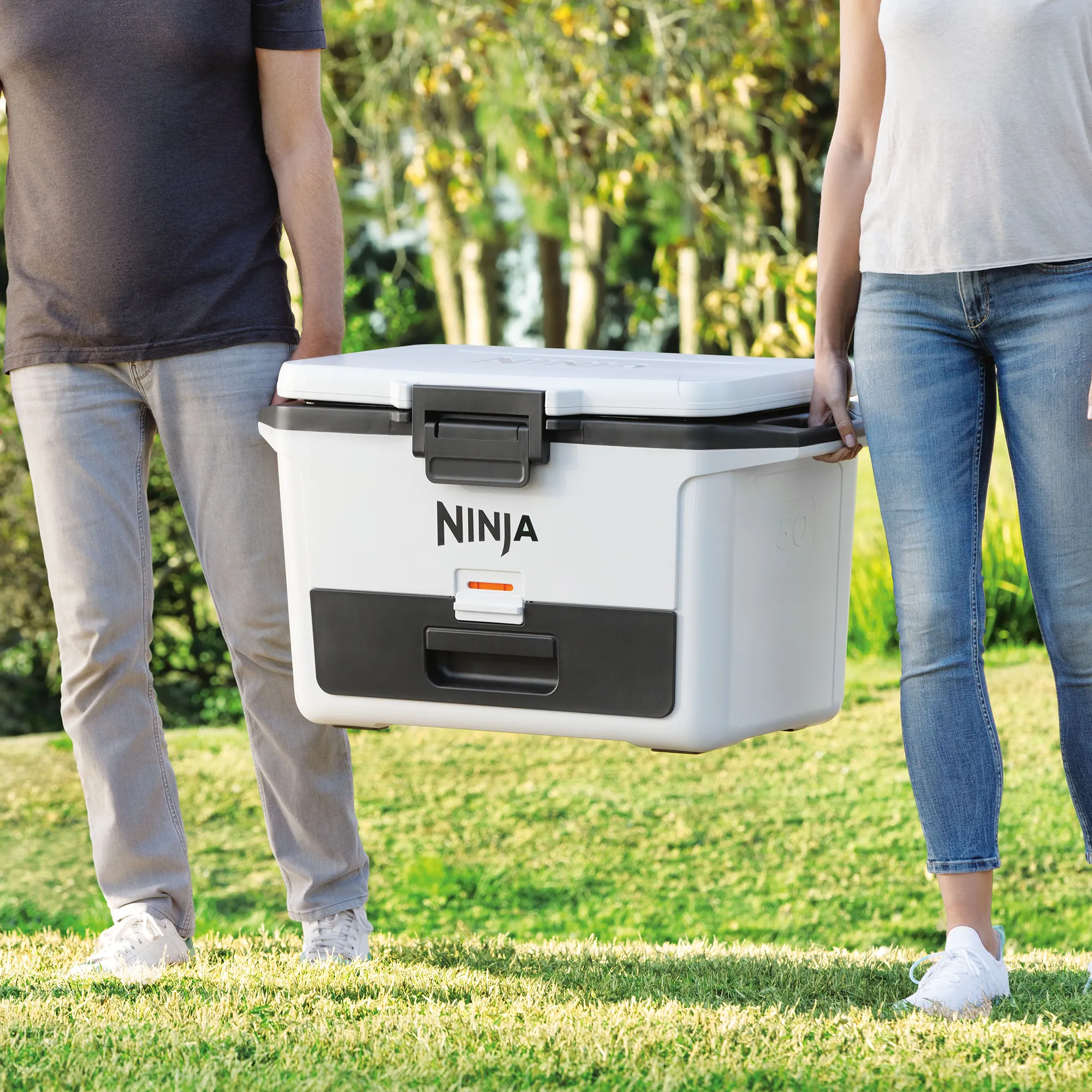 Ninja FrostVault 47L Hard Cooler with Dry Zone - Image 22